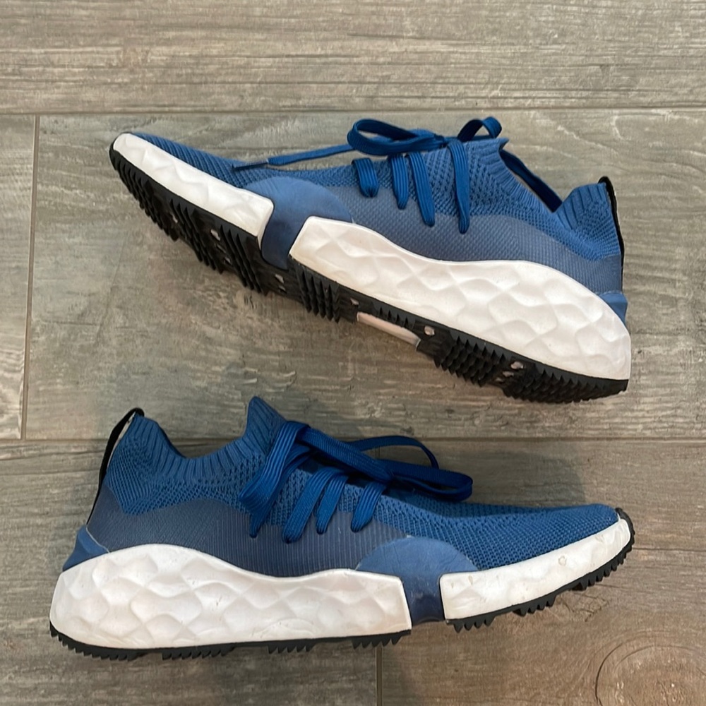 GFORE Spikeless Golf shoes